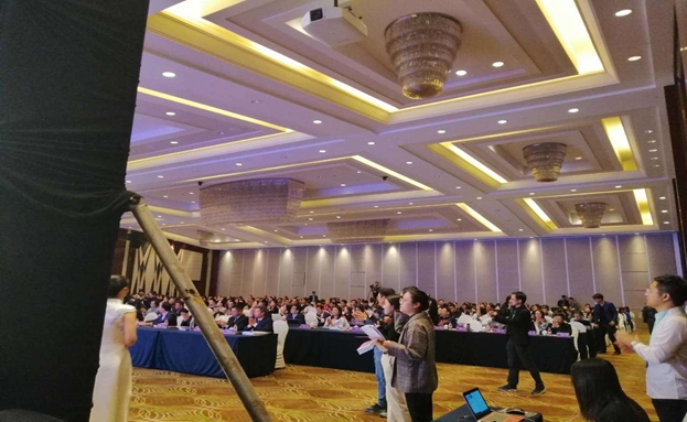 同聲翻譯多少錢一個(gè)小時(shí)？怎么計(jì)算時(shí)間？